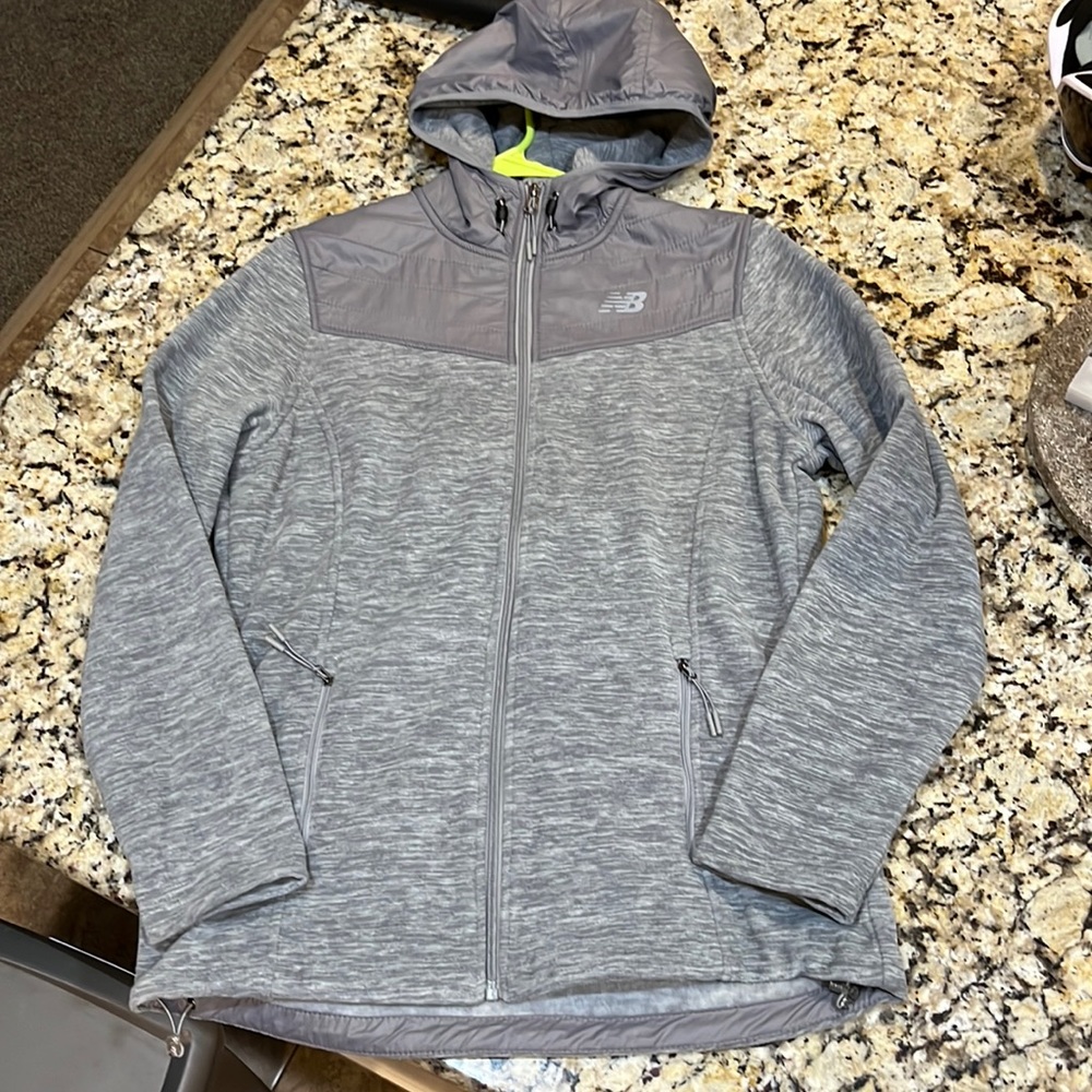 New Balance Medium Jacket in grey- Soft inside like new